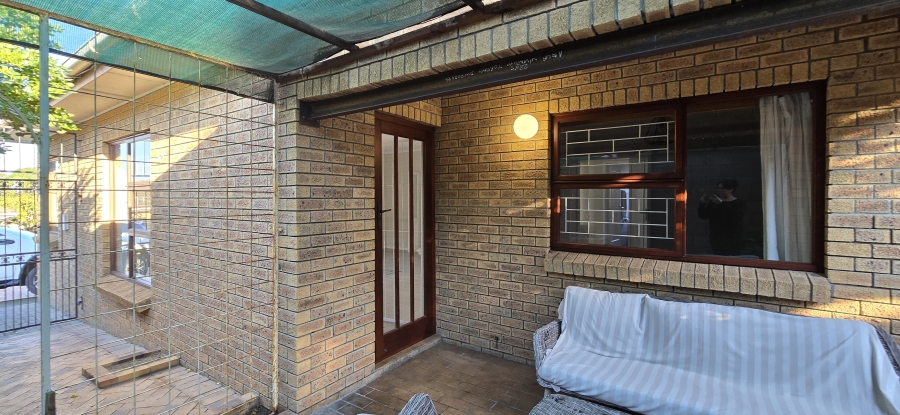 3 Bedroom Property for Sale in Die Wingerd Western Cape
